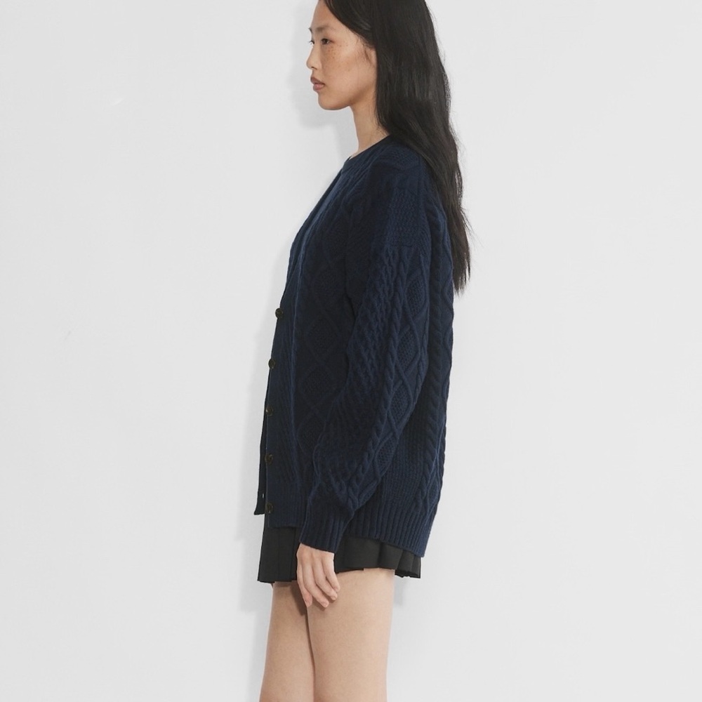 NWT Aritzia Sunday Best Peggy Cardigan in Admiral - Picture 2 of 8